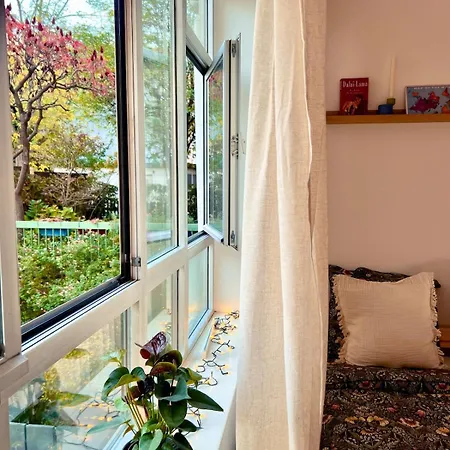 Cosy And Charming